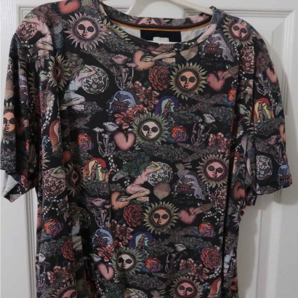 Paul Smith Psychedelic Print T-Shirt—Must Go! 🌈